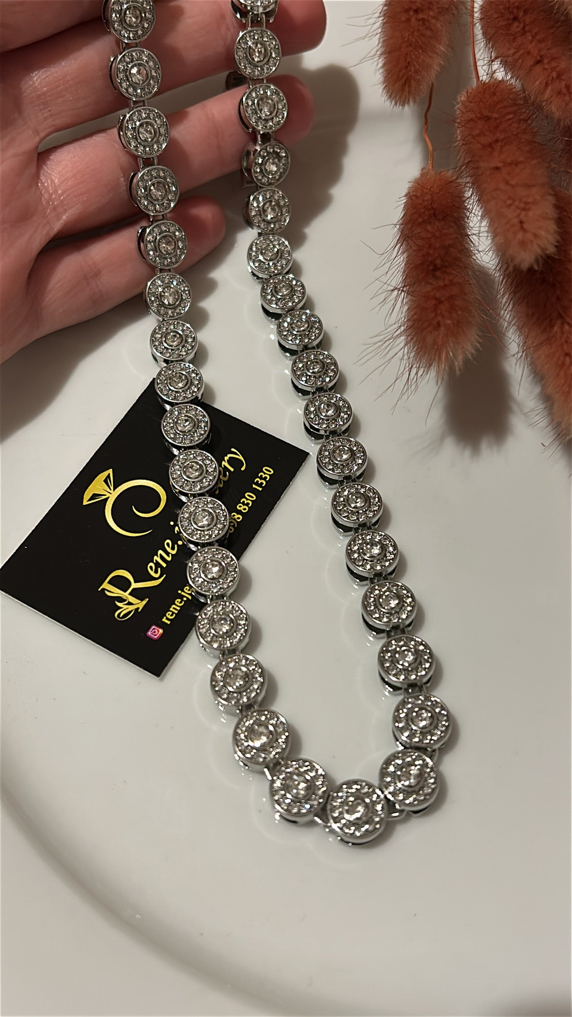 Ριβιέρα λαιμού strass