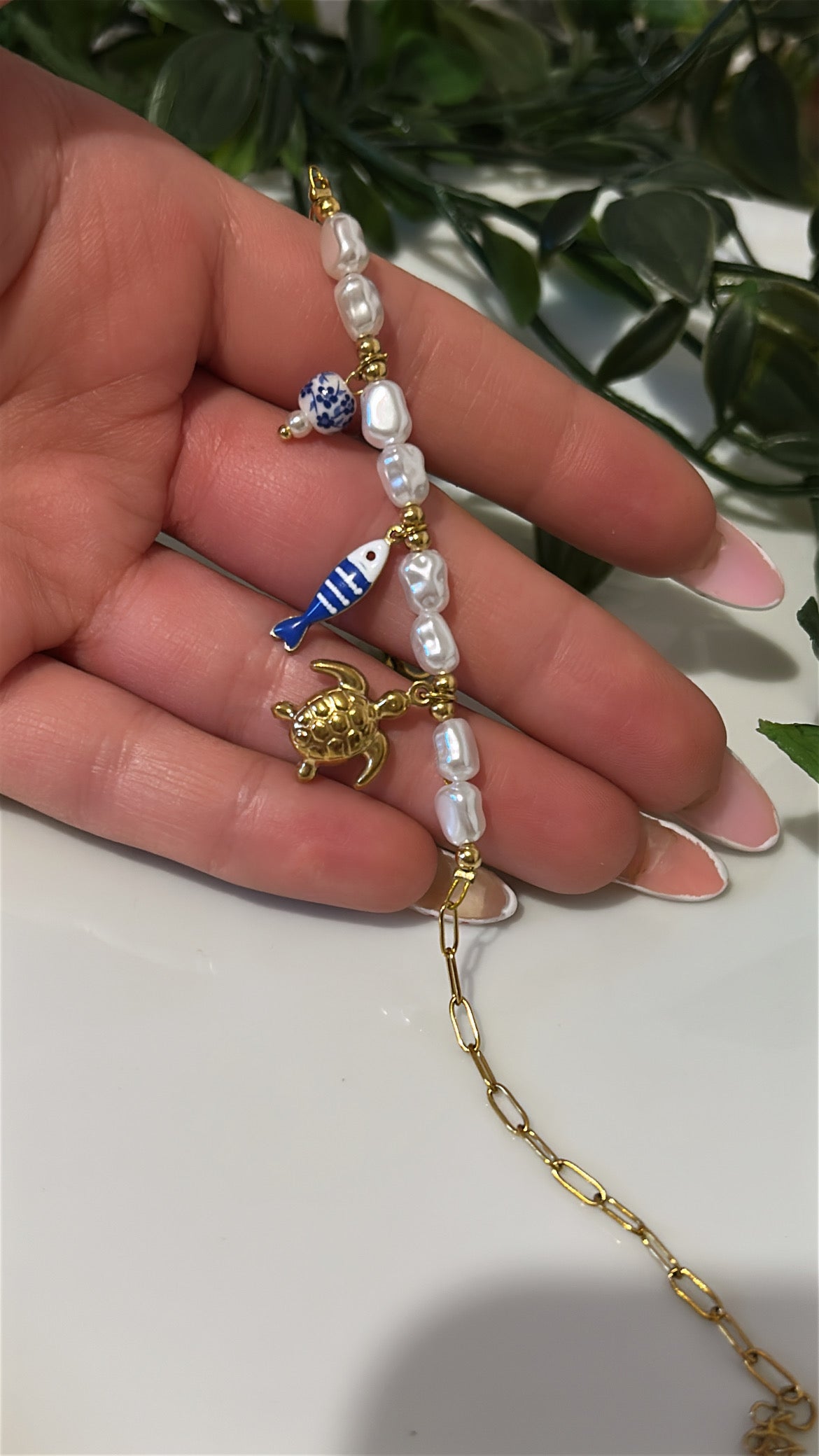 Αλυσίδα ποδιού με τύπου μαργαριτάρι και charms