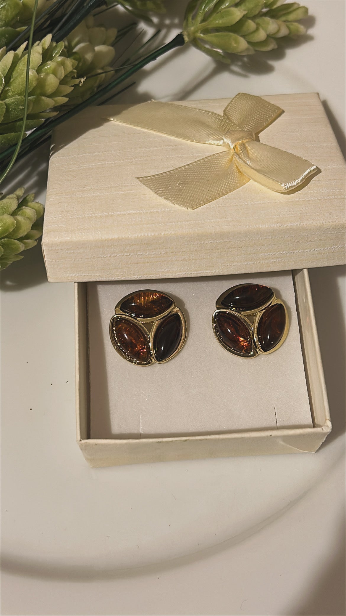 Σκουλαρίκι vintage brown