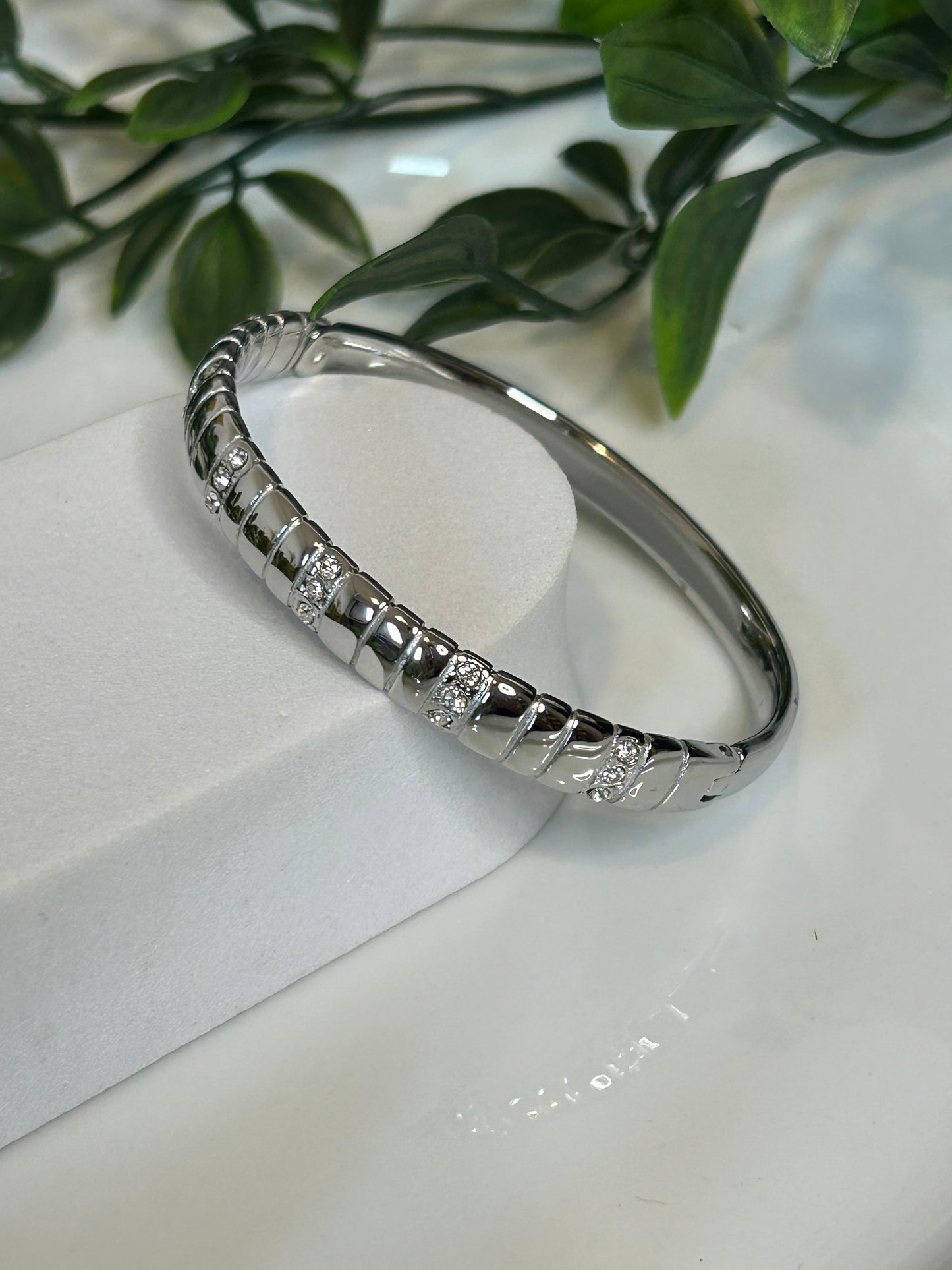 Χειροπέδα με strass