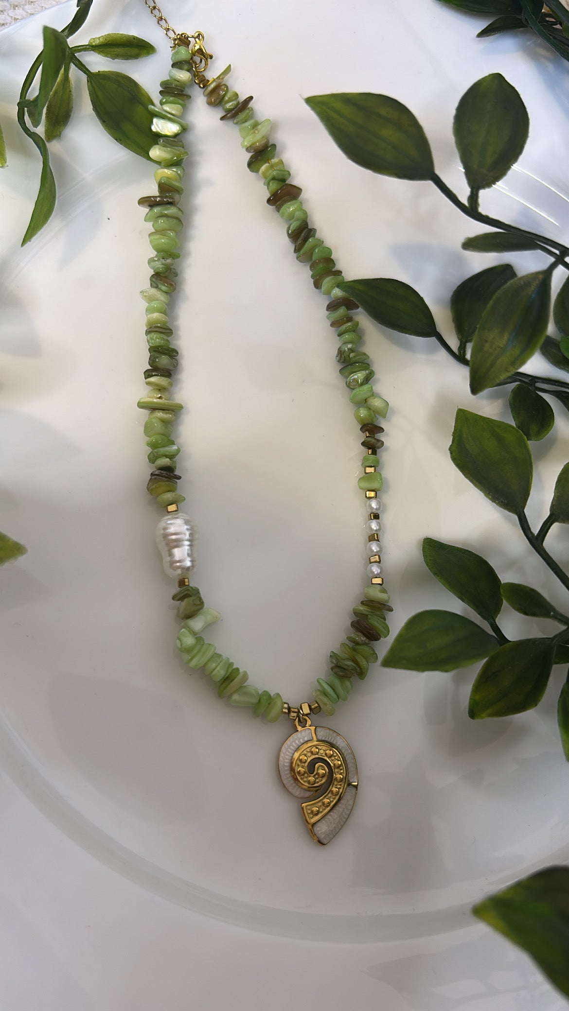Χειροποίητο κολιέ green shell