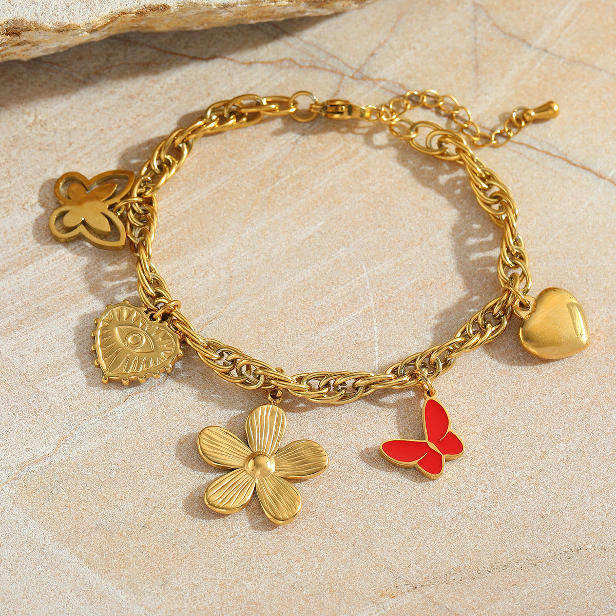 Βραχιόλι με charms