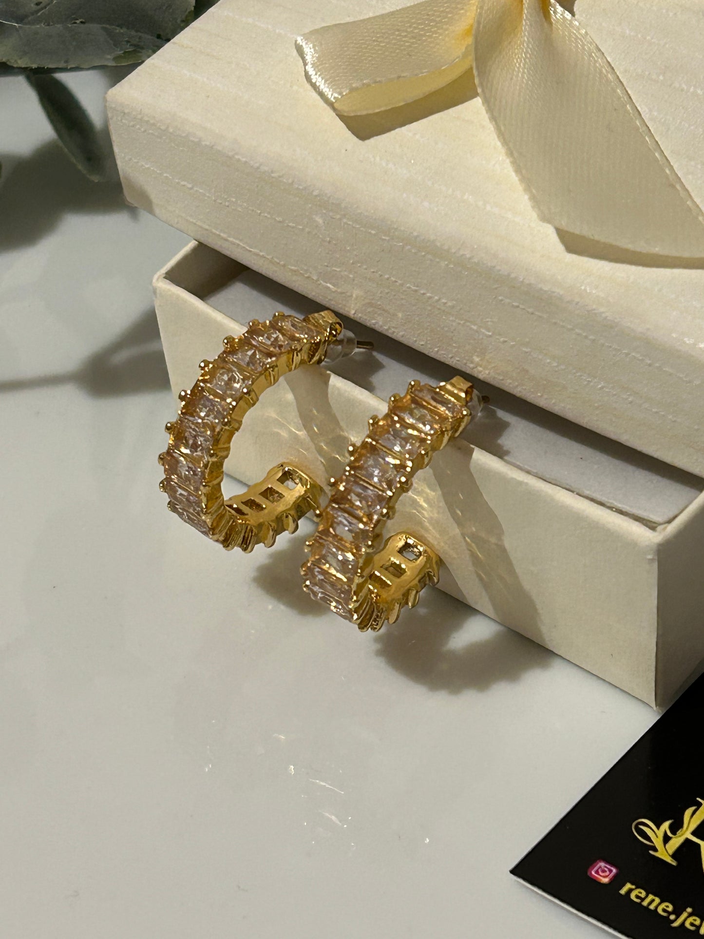 Κρικάκι με διαμάντια