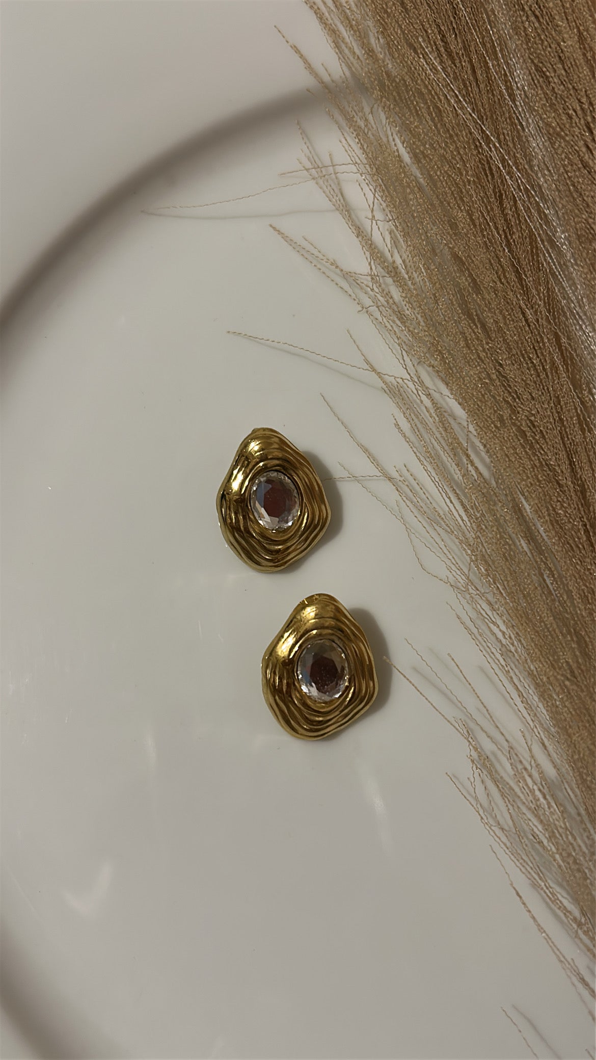 Σκουλαρίκι ιδιαίτερο με διαμάντι