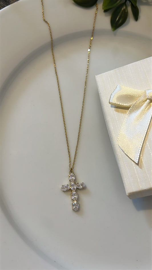 Κολιέ σταυρός διαμάντι