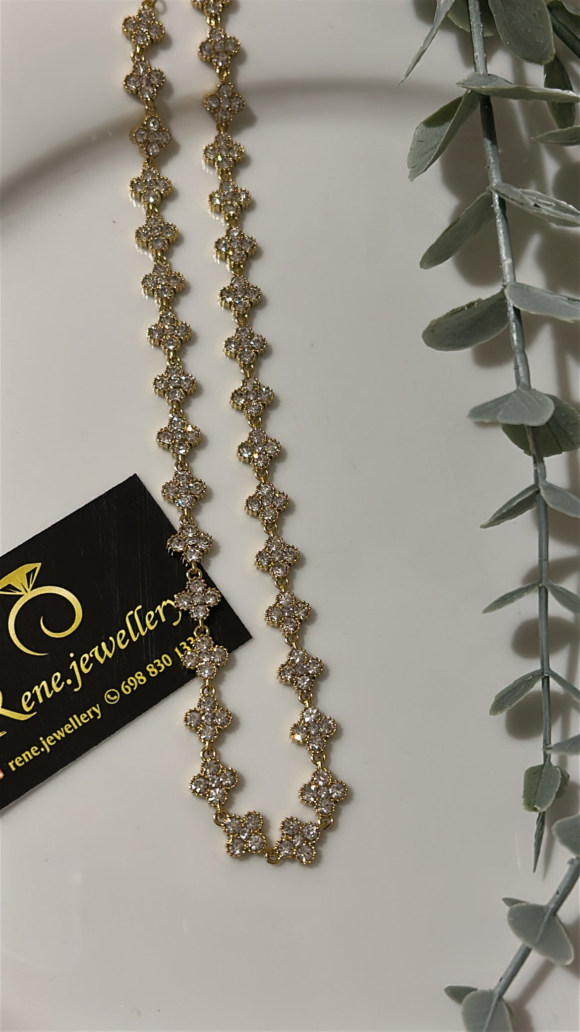 Κολιέ full clamour