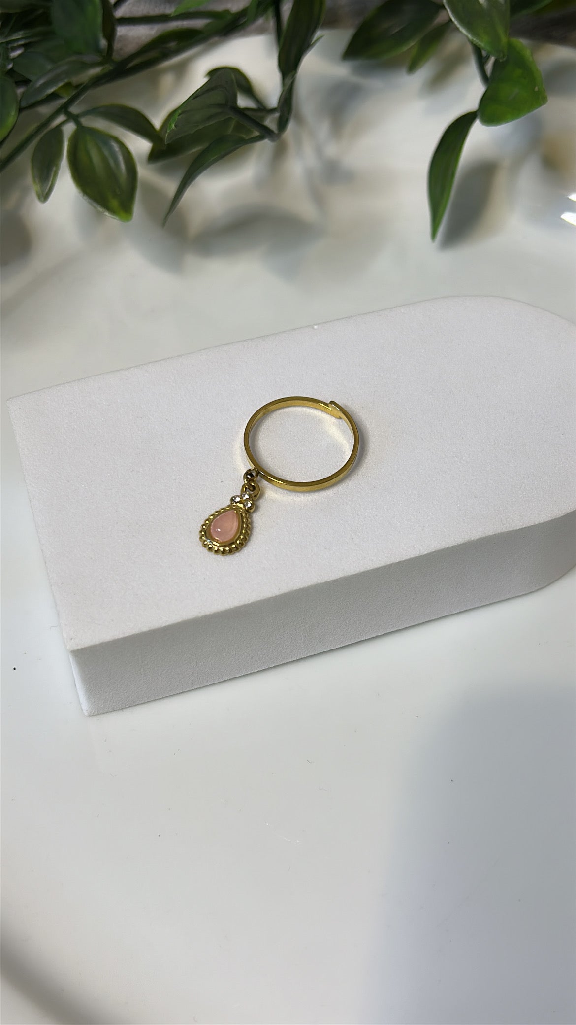 Δαχτυλίδι με charms