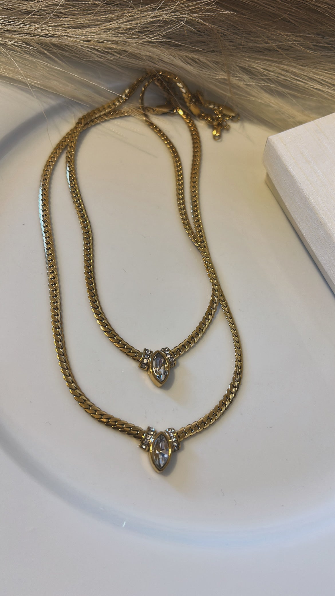 Αλυσίδα λαιμού viral diamond