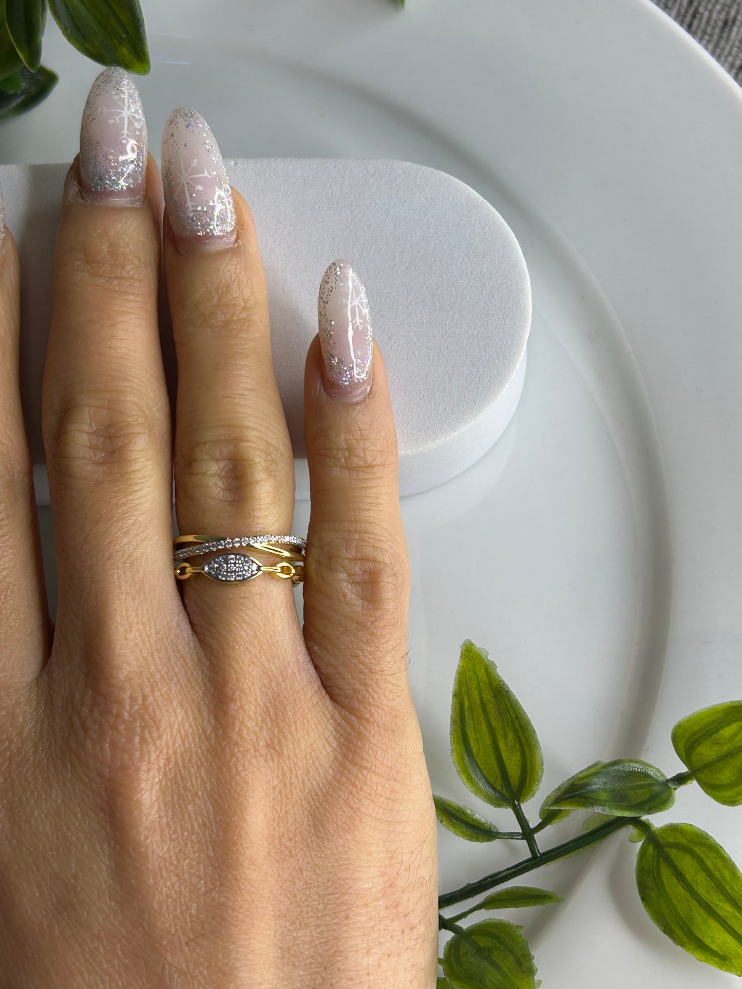 Ιδιαίτερο δαχτυλίδι με strass