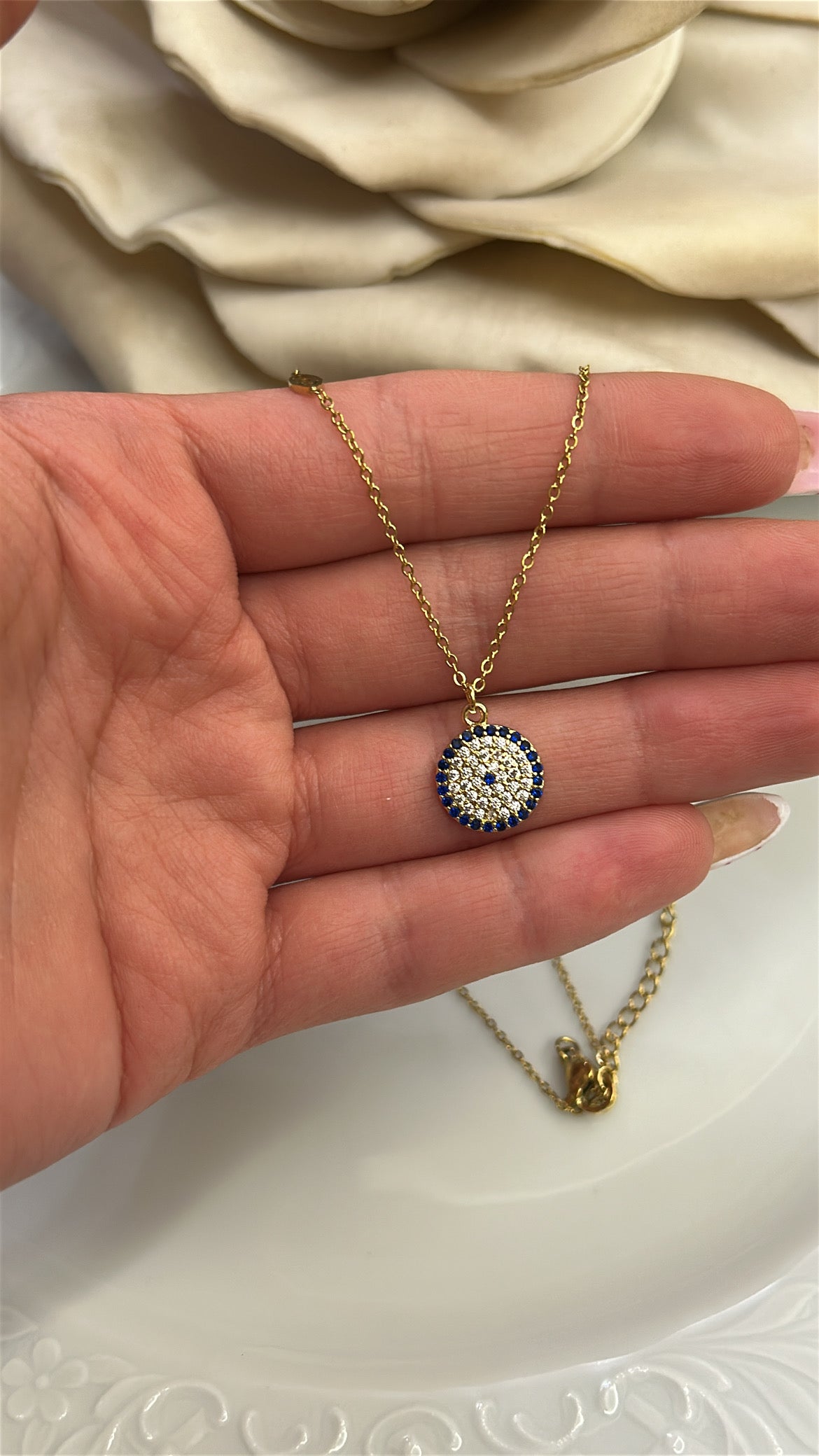 Κολιέ viral ματάκι