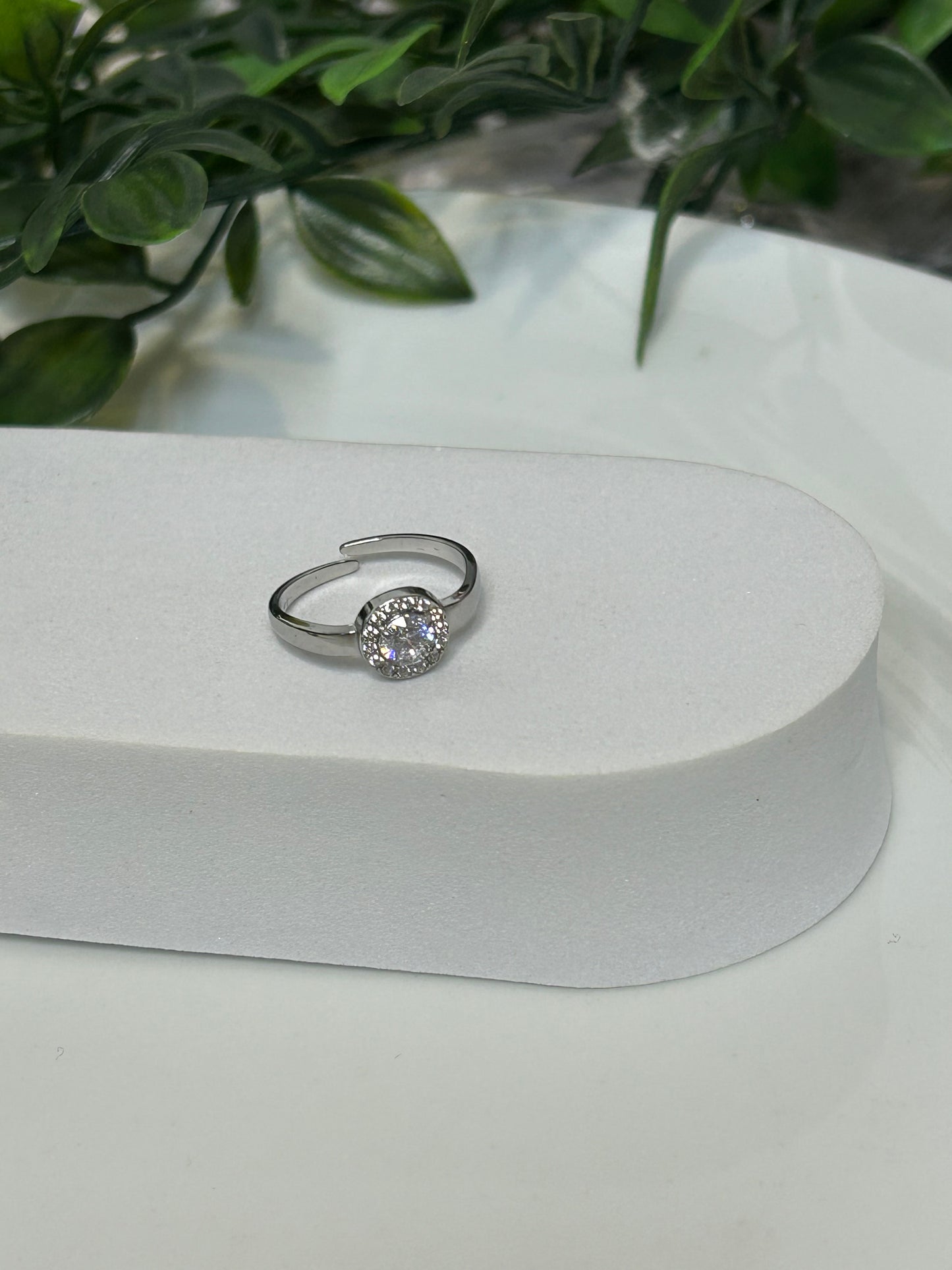 Δαχτυλίδι με διαμαντάκι