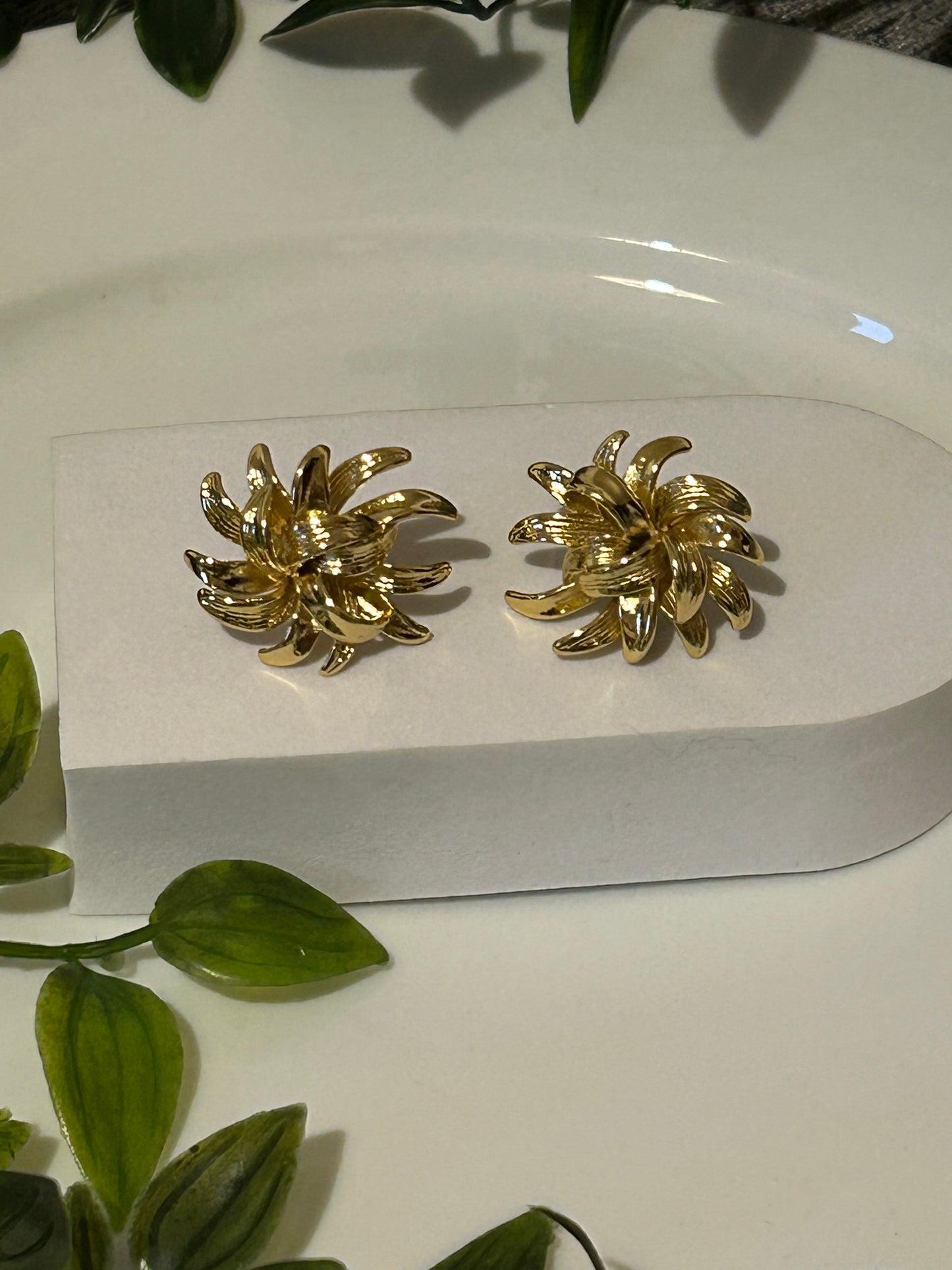 Σκουλαρίκι καρφωτό special flower