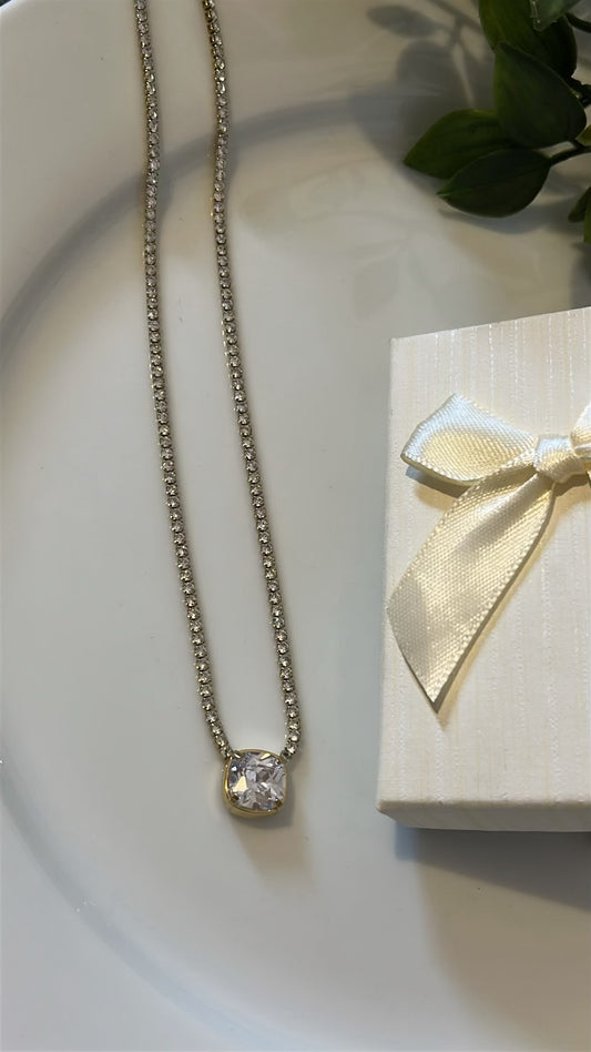 Κολιέ strass με διαμάντι