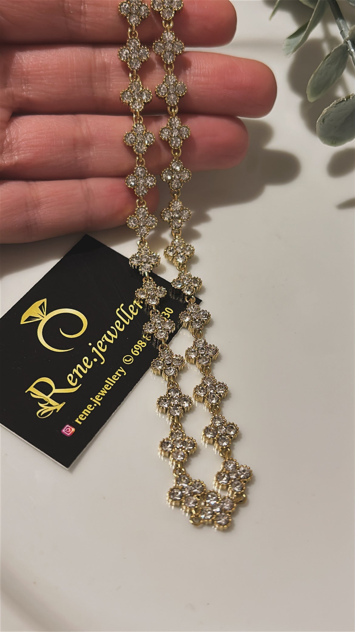 Κολιέ full clamour