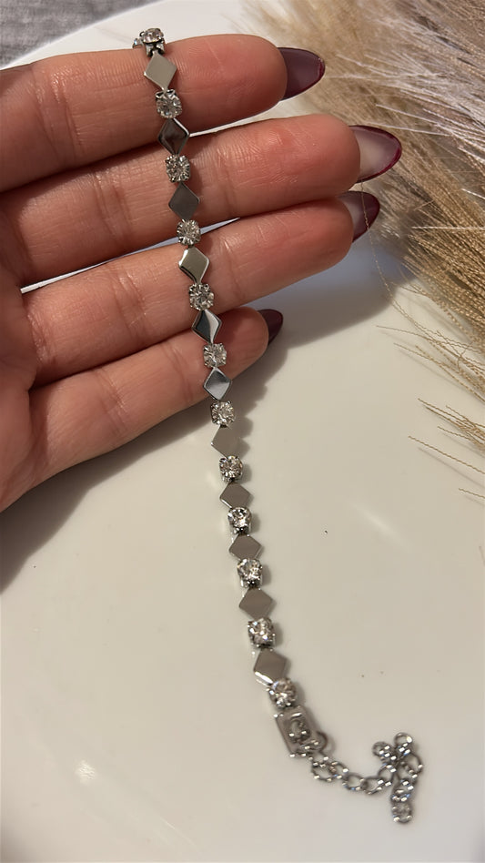 Αλυσίδα καρδιά με διαμαντάκια