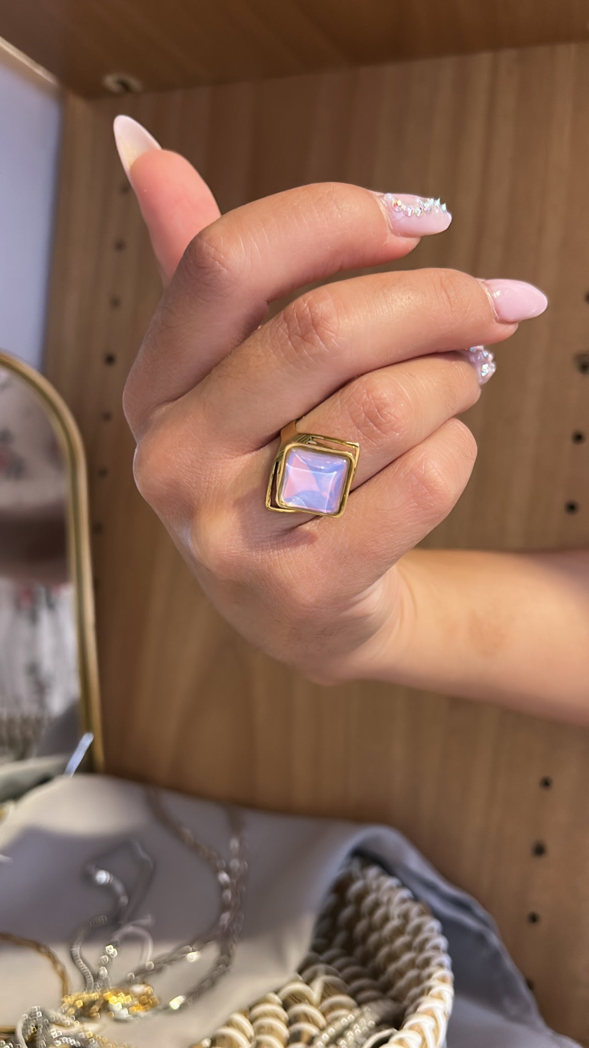 Δαχτυλίδι ανοιγόμενο με πέτρα ιριδίζον