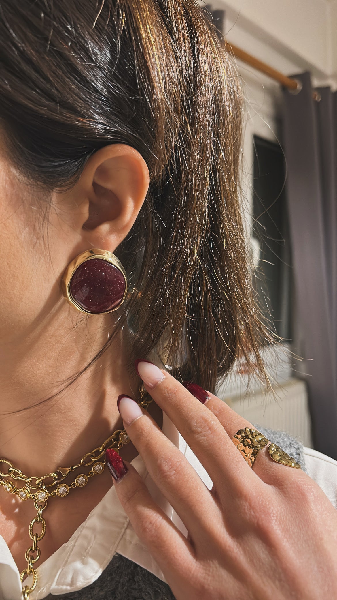 Σκουλαρίκι burgundy