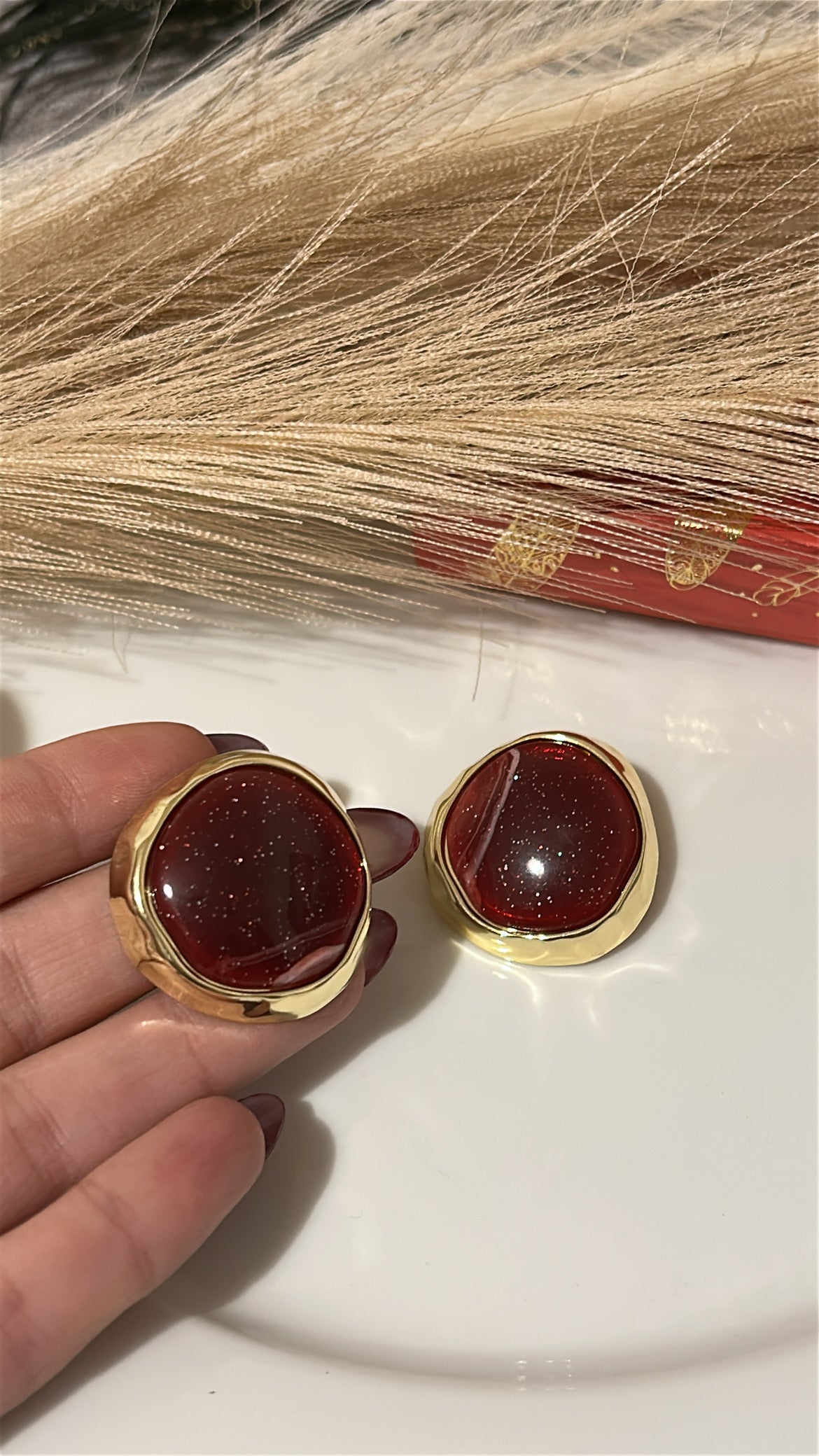 Σκουλαρίκι burgundy