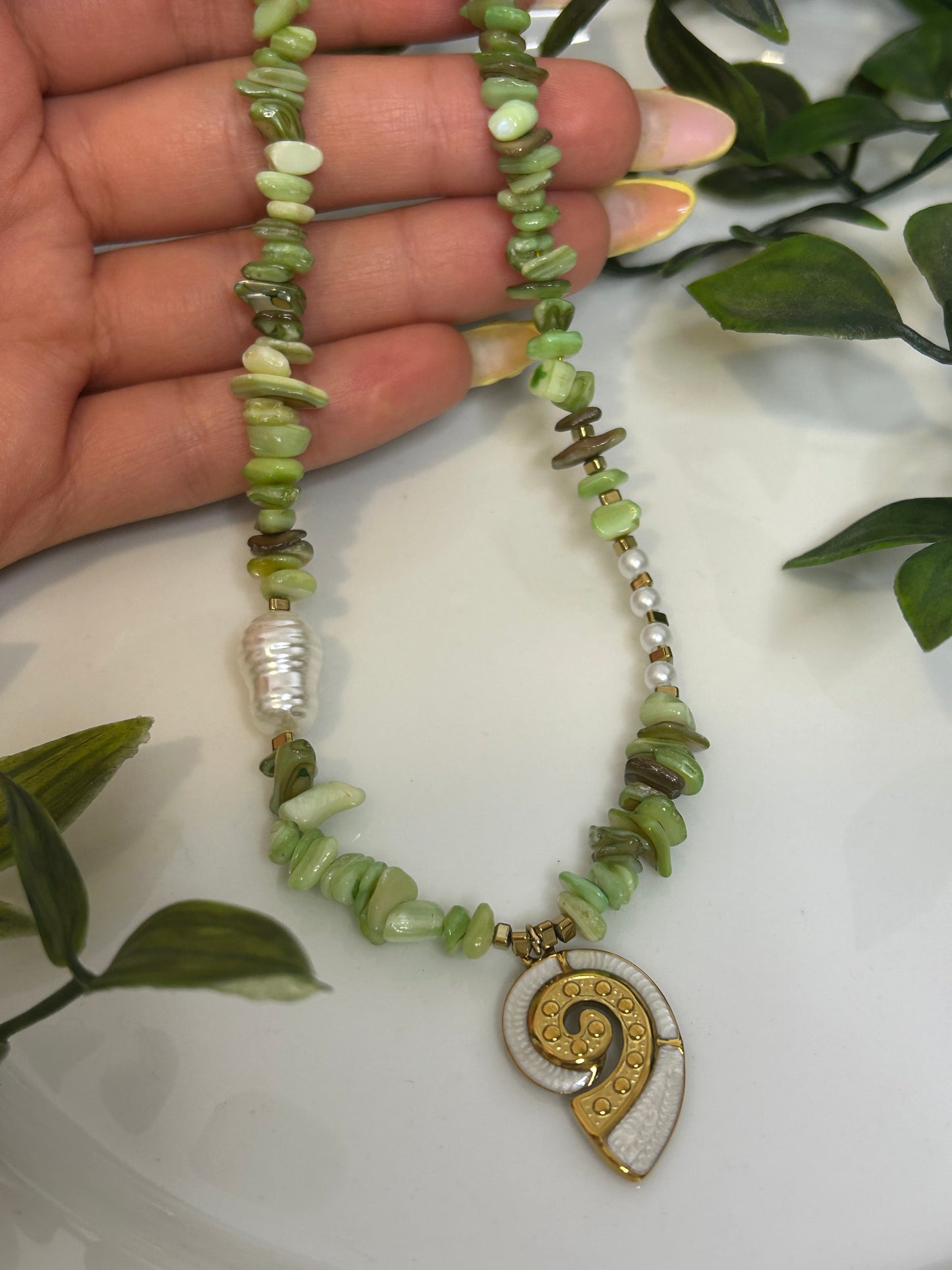 Χειροποίητο κολιέ green shell