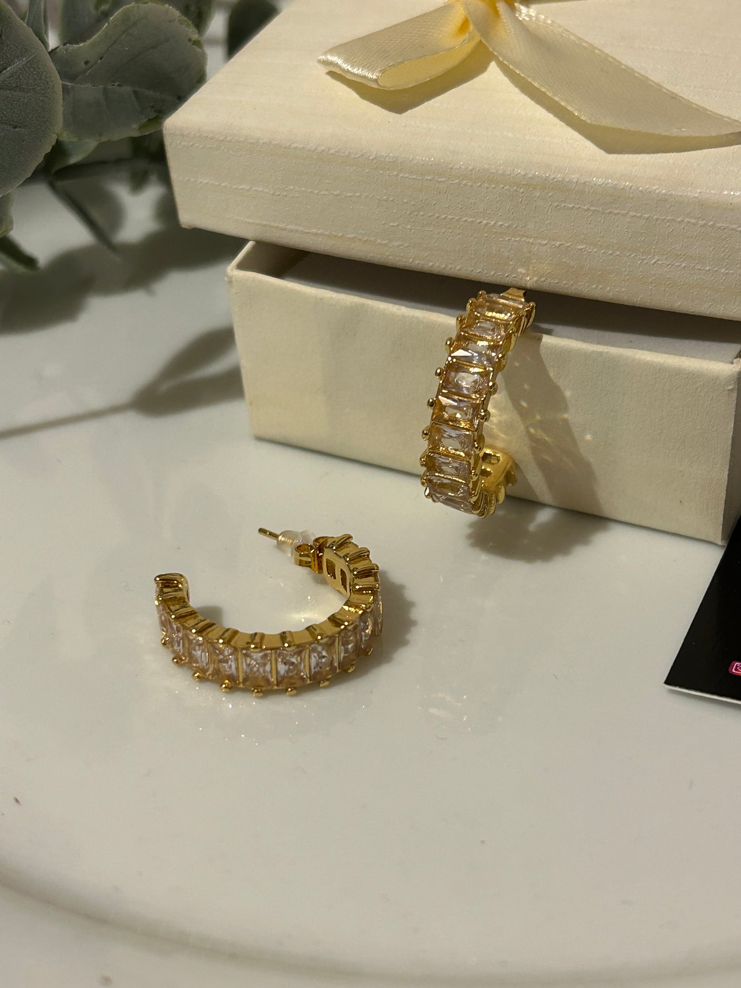 Κρικάκι με διαμάντια