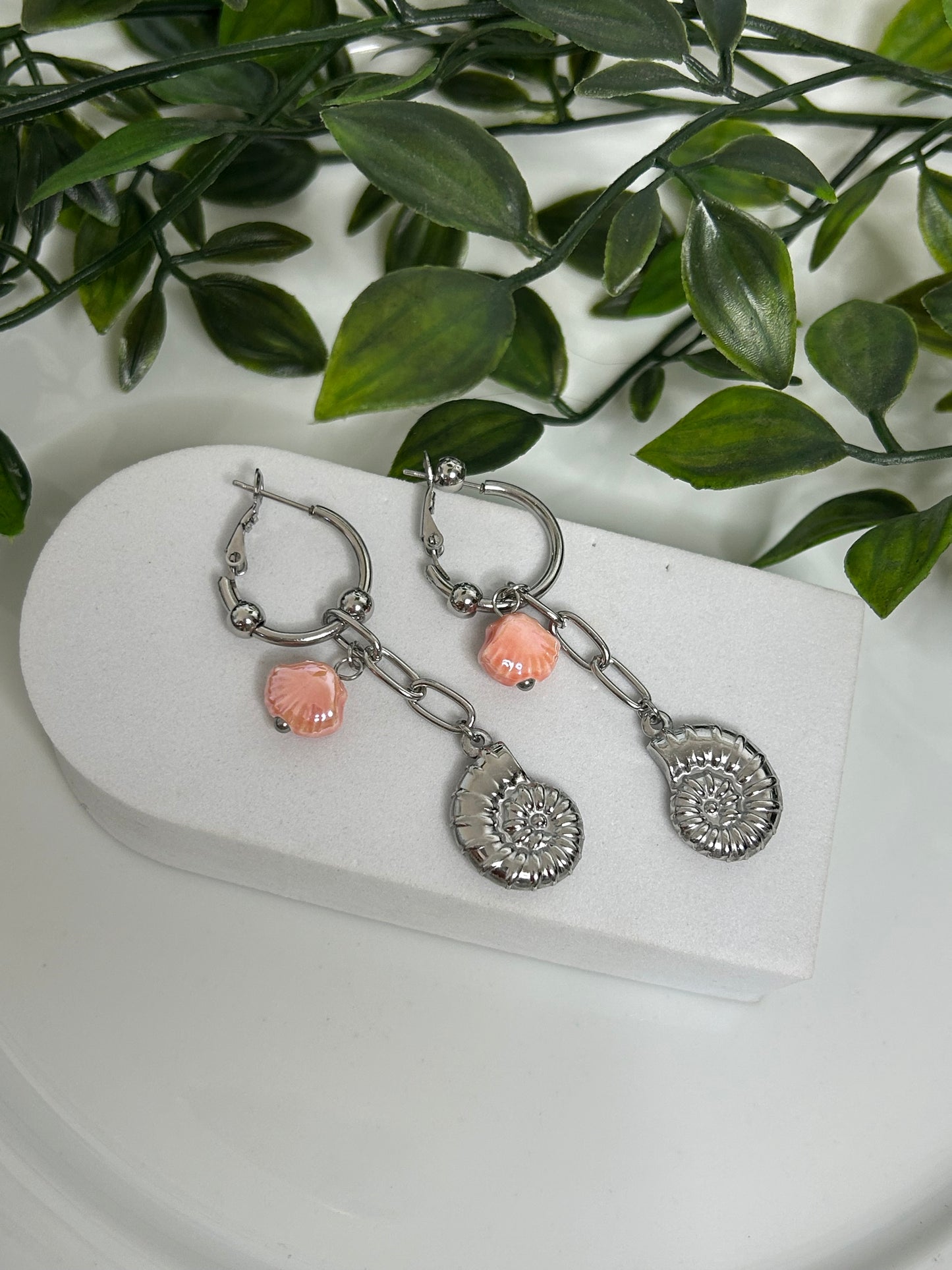 Σκουλαρίκι κρεμαστό με charms