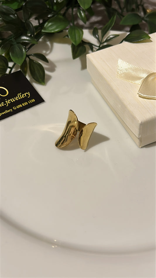 Δαχτυλίδι ιδιαίτερο