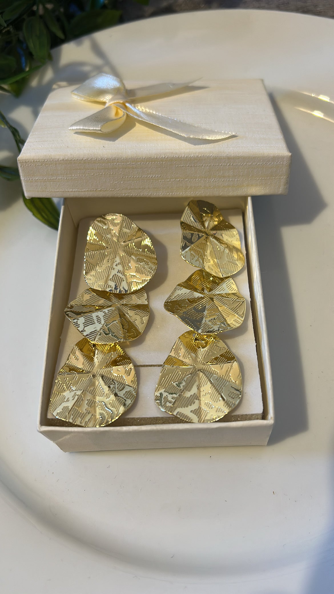 Σκουλαρίκι κρεμαστό ιδιαίτερο