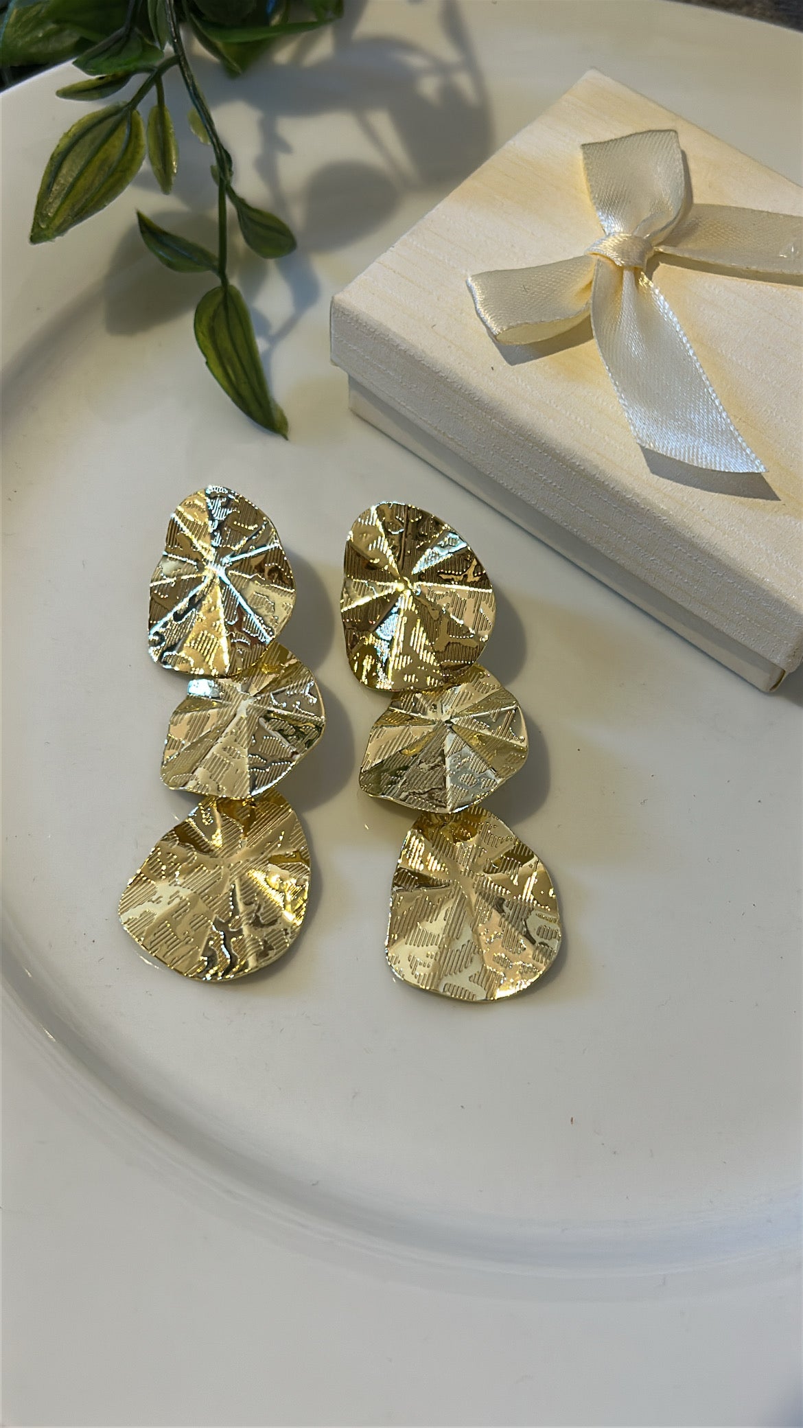 Σκουλαρίκι κρεμαστό ιδιαίτερο